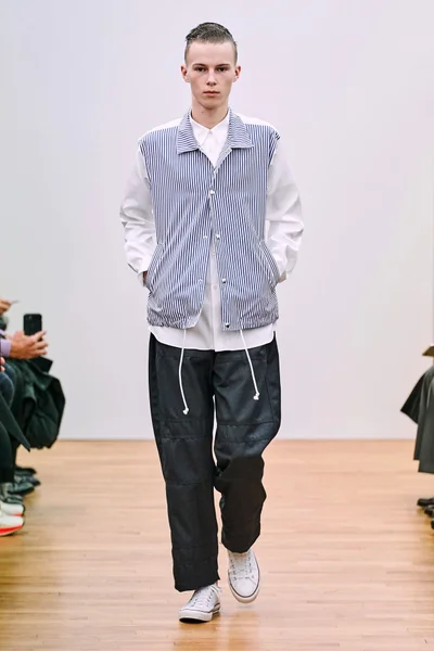 Look 14